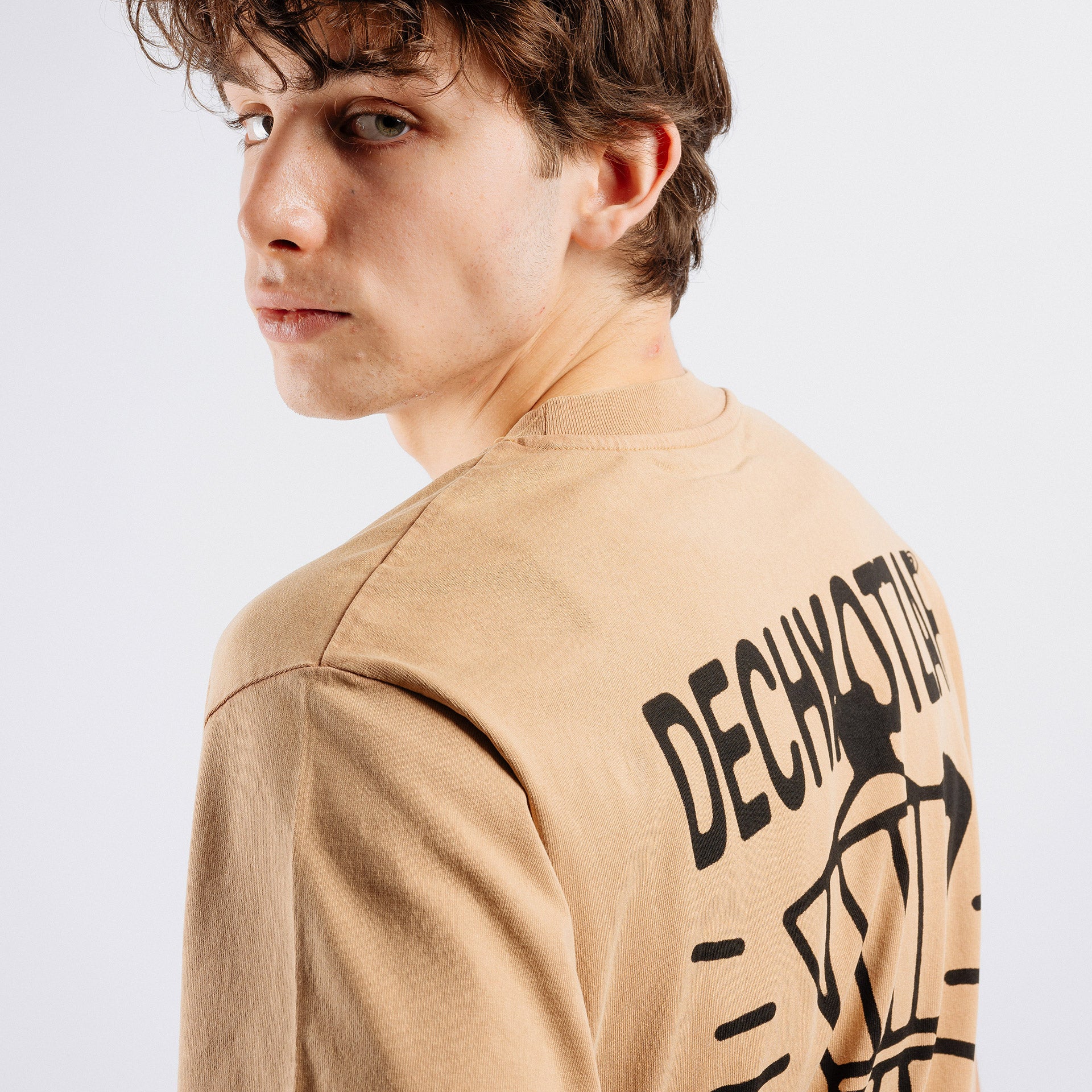 Dechkotzar Kafe Klub, men's oversized t-shirt