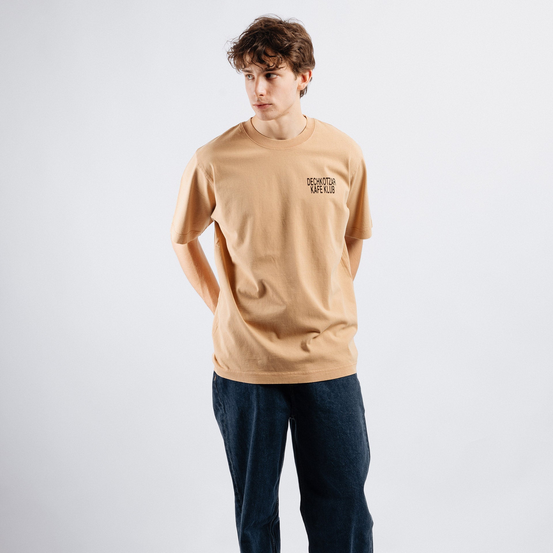 Dechkotzar Kafe Klub, men's oversized t-shirt