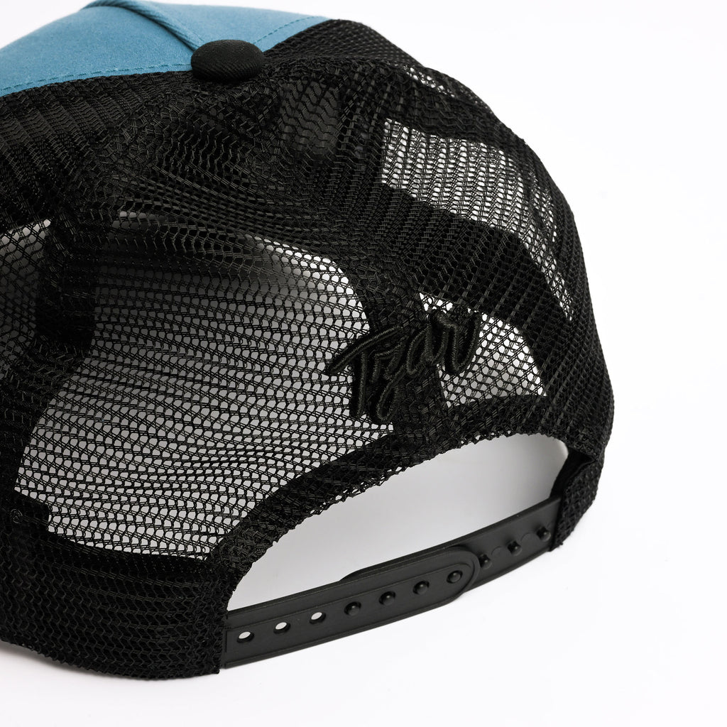 Retro Lines Tzar, mesh trucker cap